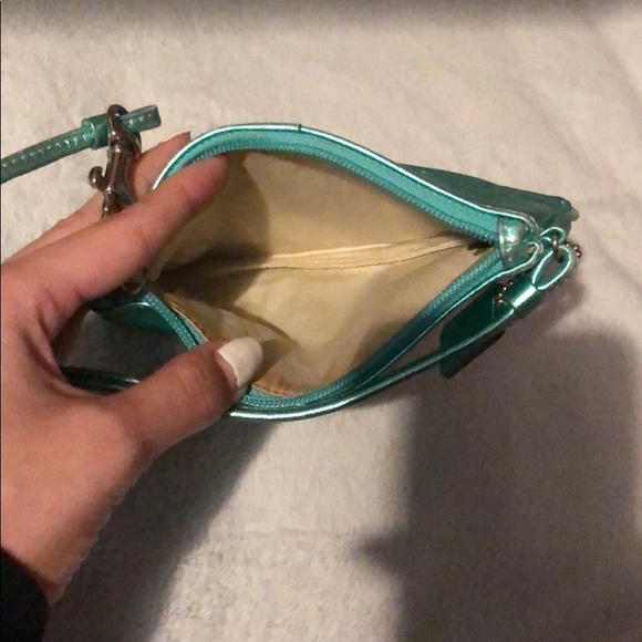Coach metallic turquoise wristlet wallet bag - Picture 5 of 5